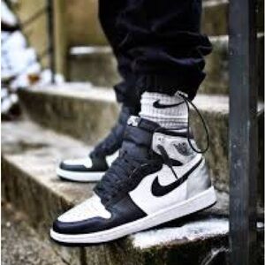 W8.5/M7 - Nike Air Jordan 1 High OG Metallic Silver CD0461-001 OG